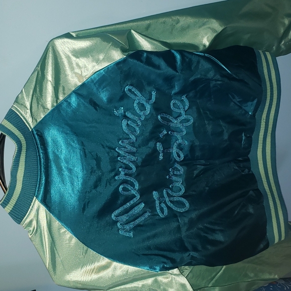 1 LEFT!! SIZE M. Iron Fist Mermaid For Life Bomber Jacket 🧜♀️ - Picture 2 of 5